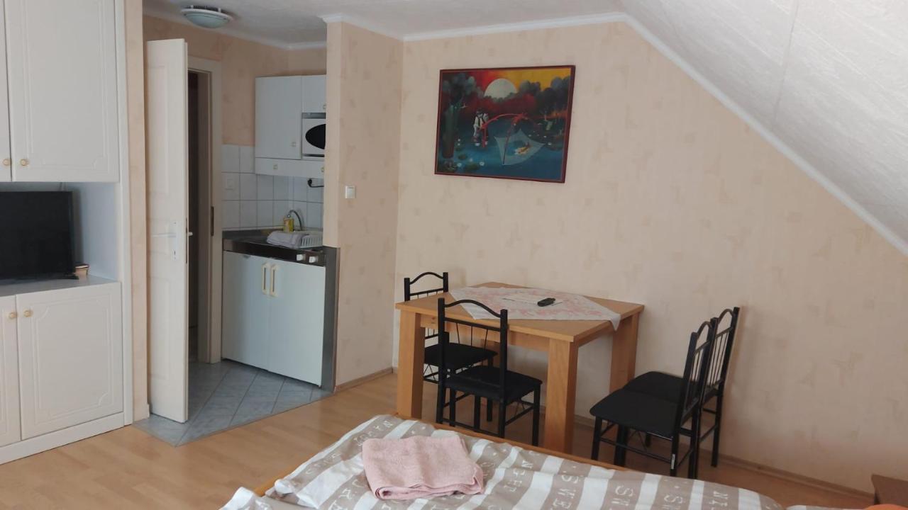 David Apartman Дьюла Экстерьер фото