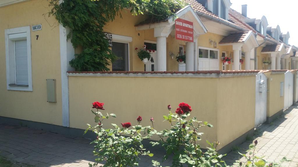 David Apartman Дьюла Экстерьер фото